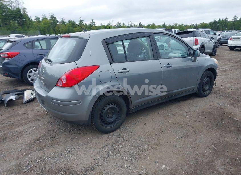 Photo 4 of 2008 Nissan Versa 1.8S (VIN 3N1BC13E38L428627)