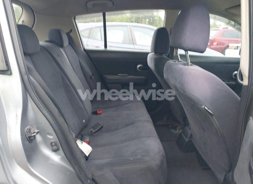 Photo 8 of 2008 Nissan Versa 1.8S (VIN 3N1BC13E38L428627)