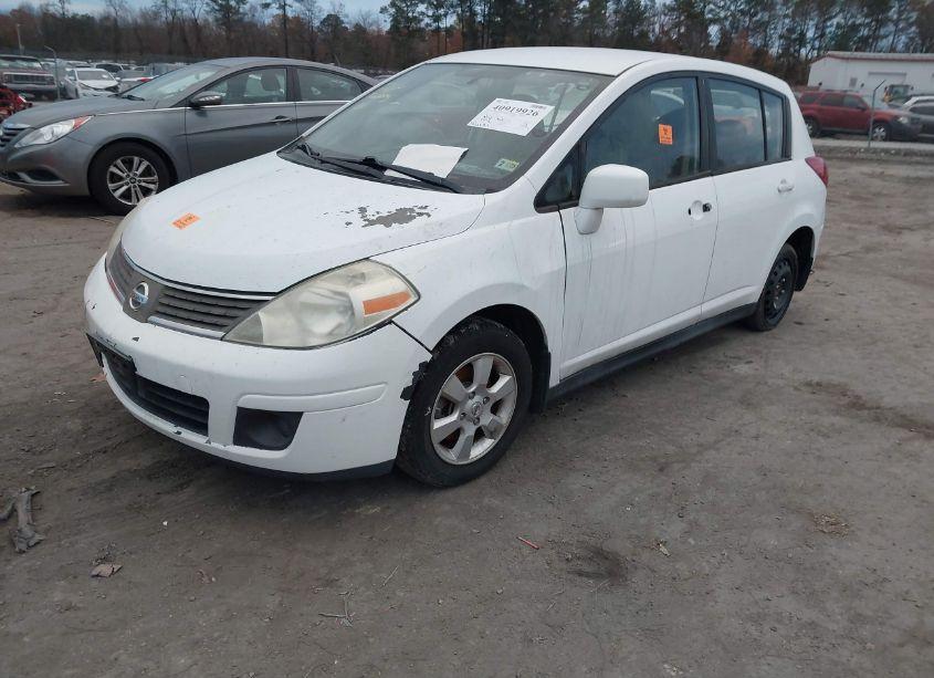 Photo 2 of 2008 Nissan Versa 1.8SL (VIN 3N1BC13E38L450286)