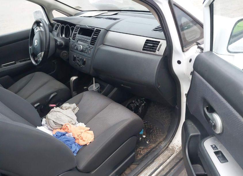 Photo 5 of 2008 Nissan Versa 1.8SL (VIN 3N1BC13E38L450286)