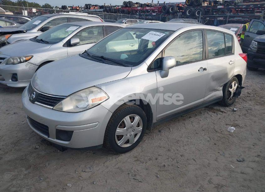 Photo 2 of 2009 Nissan Versa 1.8S (VIN 3N1BC13E39L352232)