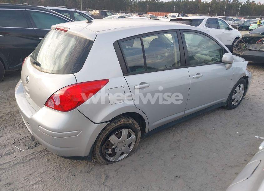 Photo 4 of 2009 Nissan Versa 1.8S (VIN 3N1BC13E39L352232)