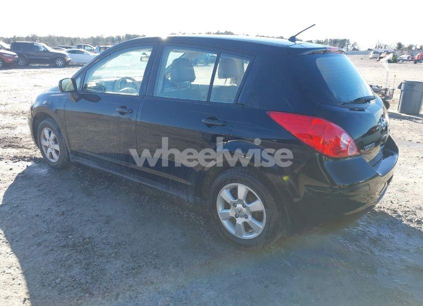 Photo 3 of 2009 Nissan Versa 1.8SL (VIN 3N1BC13E39L393136)