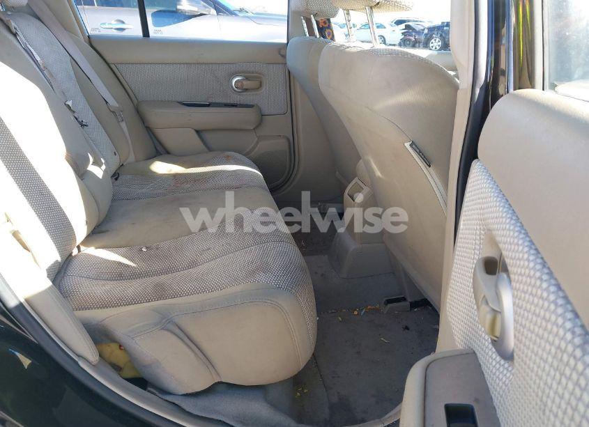Photo 8 of 2009 Nissan Versa 1.8SL (VIN 3N1BC13E39L393136)