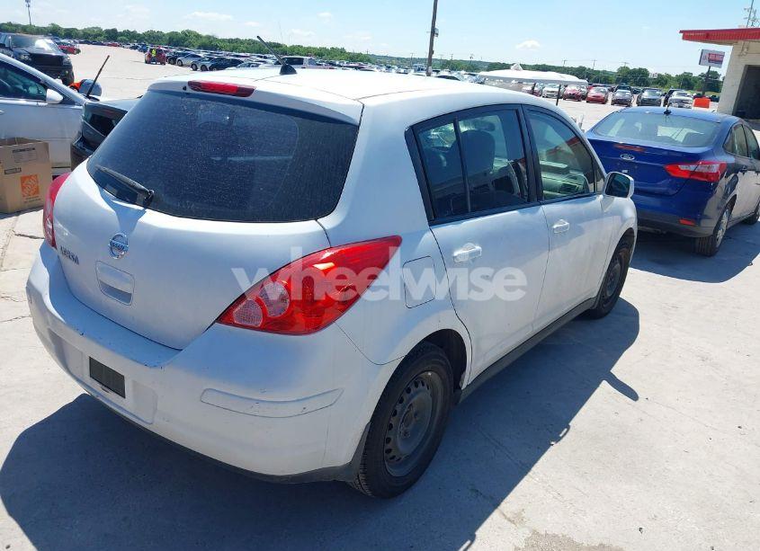 Photo 4 of 2009 Nissan Versa 1.8S (VIN 3N1BC13E39L464089)