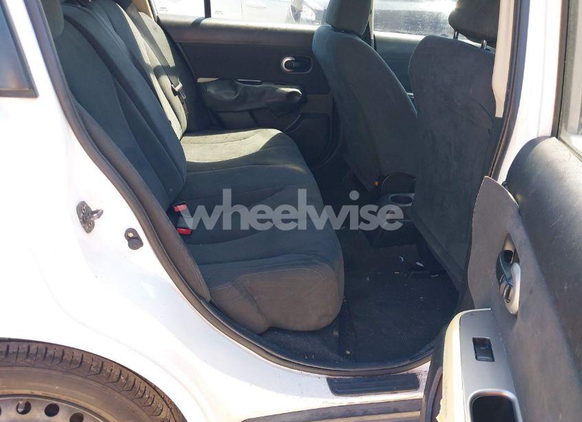 Photo 8 of 2009 Nissan Versa 1.8S (VIN 3N1BC13E39L464089)