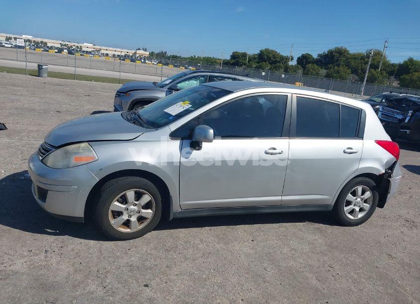 Photo 14 of 2009 Nissan Versa 1.8S (VIN 3N1BC13E39L474041)
