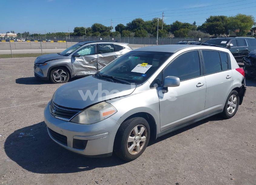 Photo 2 of 2009 Nissan Versa 1.8S (VIN 3N1BC13E39L474041)