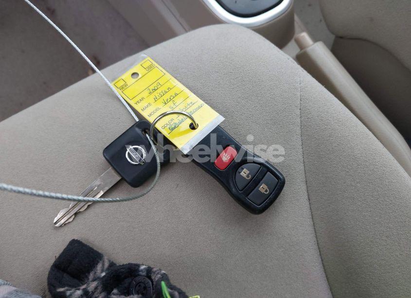 Photo 11 of 2009 Nissan Versa 1.8S (VIN 3N1BC13E39L481376)