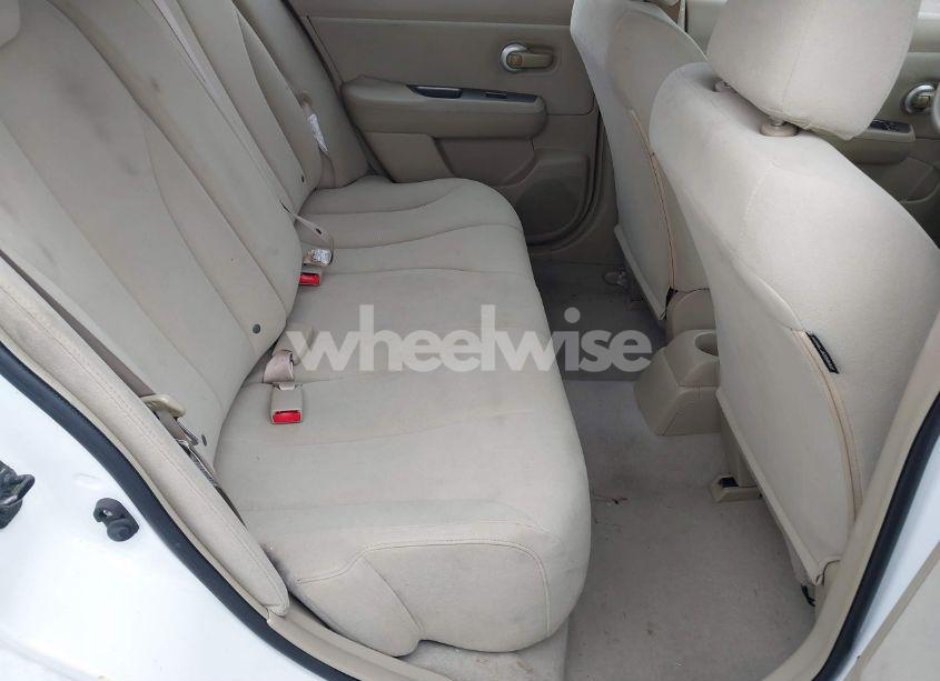 Photo 8 of 2009 Nissan Versa 1.8S (VIN 3N1BC13E39L481376)