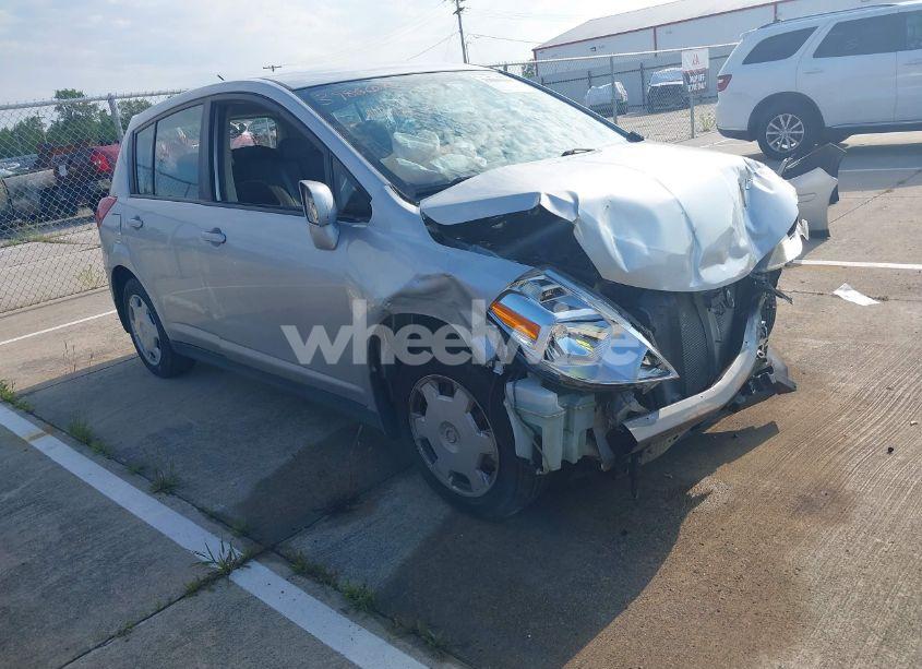 2009 Nissan Versa 1.8S (VIN 3N1BC13E39L485461) main photo