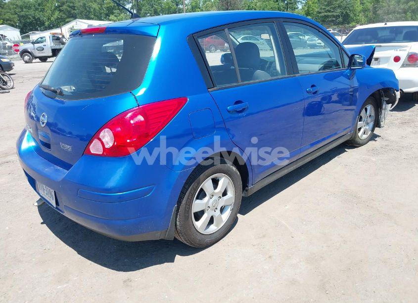 Photo 4 of 2007 Nissan Versa 1.8SL (VIN 3N1BC13E47L389979)