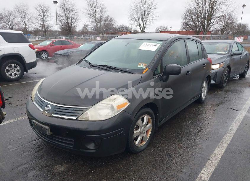 Photo 2 of 2007 Nissan Versa 1.8SL (VIN 3N1BC13E47L445225)