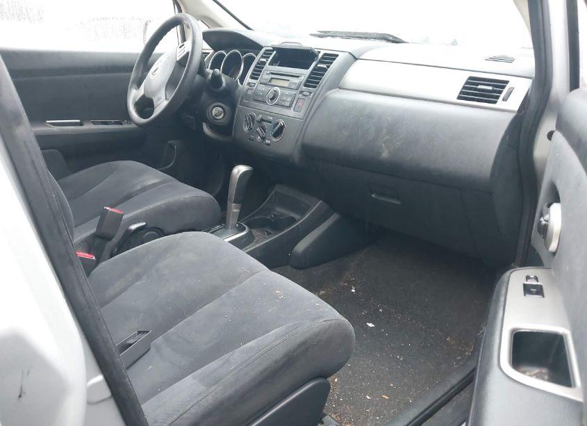 Photo 5 of 2008 Nissan Versa 1.8S (VIN 3N1BC13E48L386968)