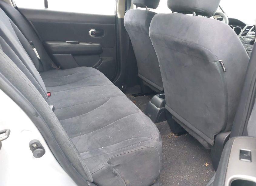 Photo 8 of 2008 Nissan Versa 1.8S (VIN 3N1BC13E48L386968)