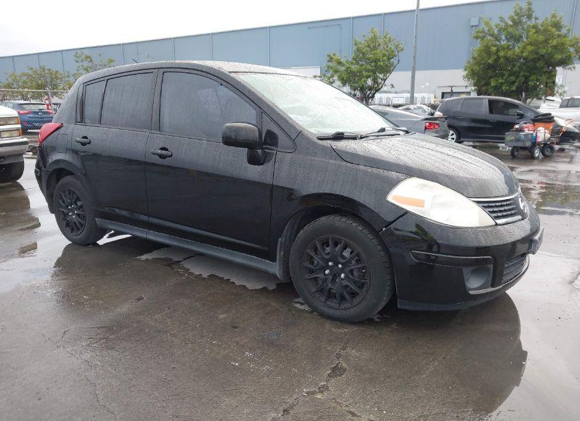 2008 Nissan Versa 1.8S (VIN 3N1BC13E48L388204) main photo