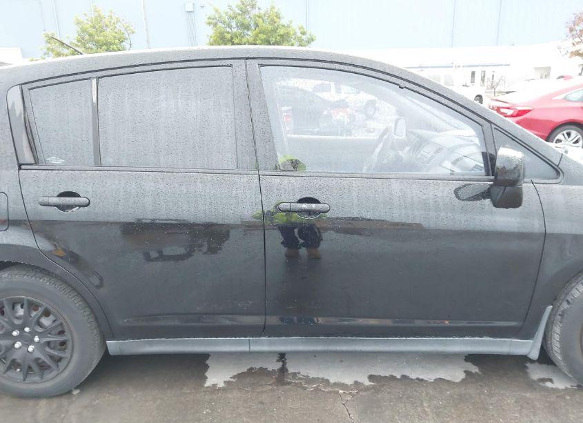 Photo 13 of 2008 Nissan Versa 1.8S (VIN 3N1BC13E48L388204)