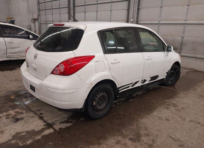 Photo 4 of 2008 Nissan Versa 1.8S (VIN 3N1BC13E48L419564)