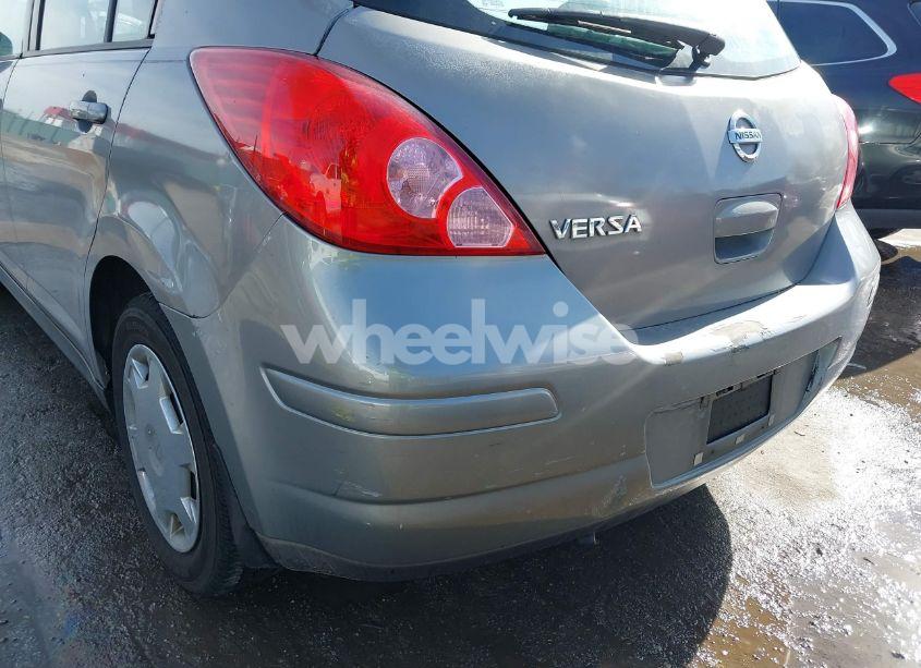 Photo 12 of 2009 Nissan Versa 1.8S (VIN 3N1BC13E49L415323)