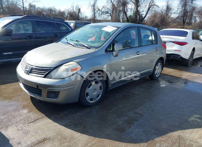 Photo 2 of 2009 Nissan Versa 1.8S (VIN 3N1BC13E49L415323)