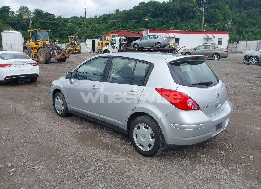 Photo 3 of 2009 Nissan Versa 1.8S (VIN 3N1BC13E49L426628)