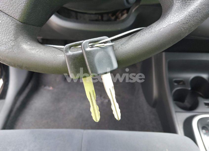 Photo 11 of 2009 Nissan Versa 1.8S (VIN 3N1BC13E49L480172)