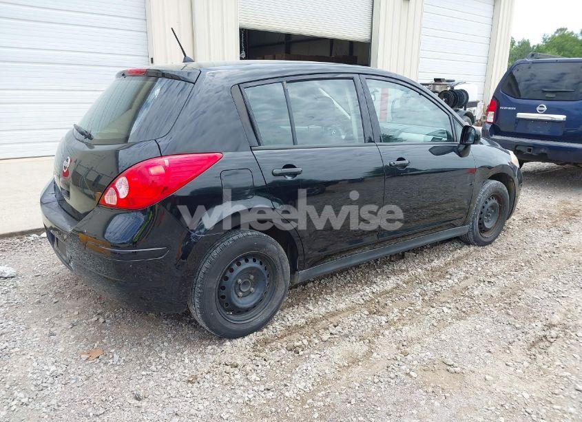 Photo 4 of 2009 Nissan Versa 1.8S (VIN 3N1BC13E49L480172)