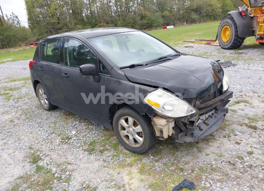 2009 Nissan Versa 1.8S (VIN 3N1BC13E49L488417) main photo