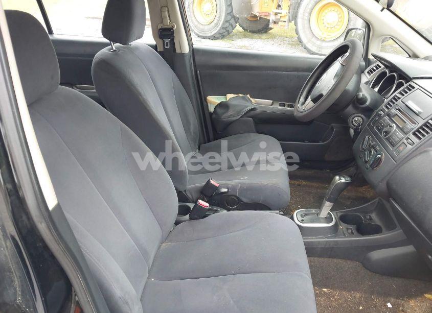 Photo 5 of 2009 Nissan Versa 1.8S (VIN 3N1BC13E49L488417)