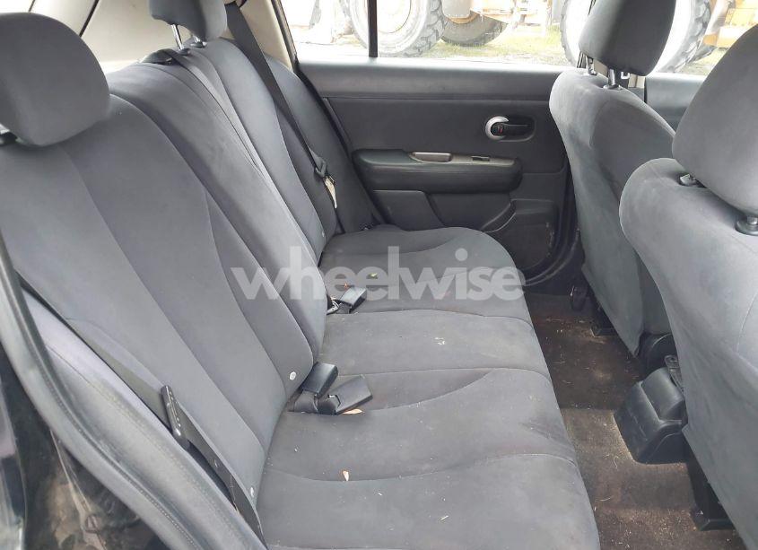 Photo 8 of 2009 Nissan Versa 1.8S (VIN 3N1BC13E49L488417)