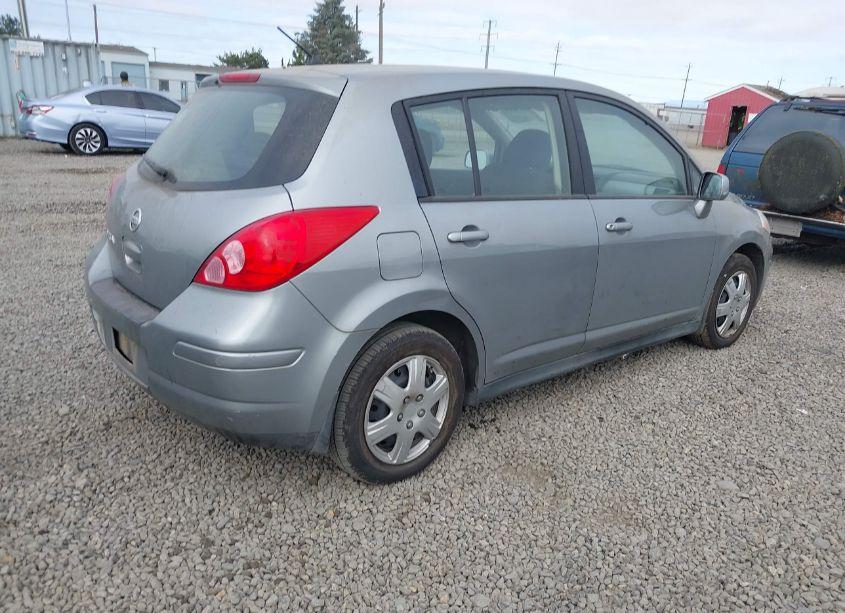 Photo 4 of 2009 Nissan Versa 1.8S (VIN 3N1BC13E49L499790)