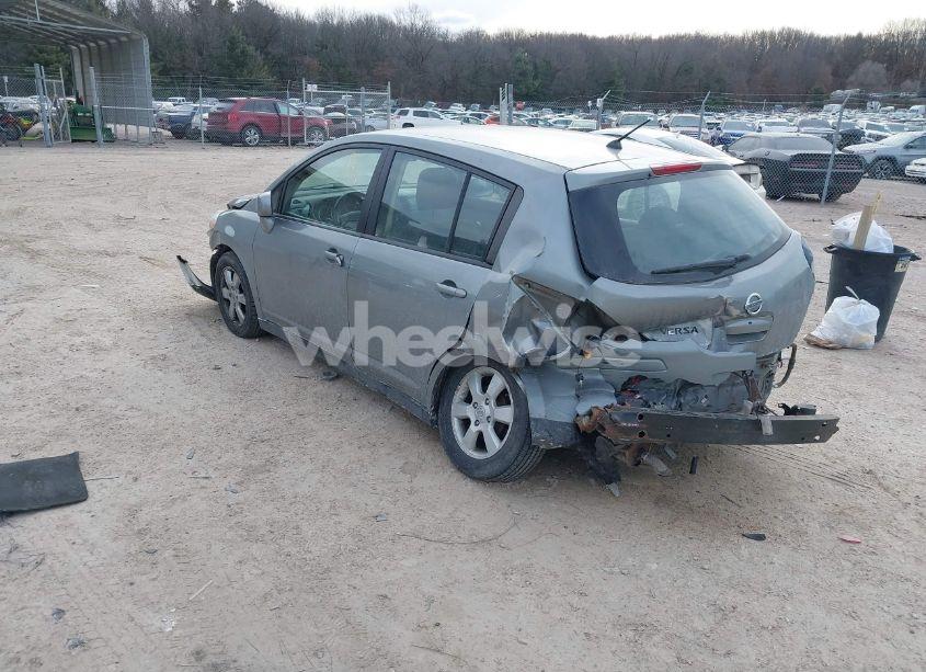 Photo 3 of 2007 Nissan Versa 1.8SL (VIN 3N1BC13E57L379798)