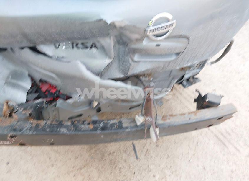 Photo 6 of 2007 Nissan Versa 1.8SL (VIN 3N1BC13E57L379798)