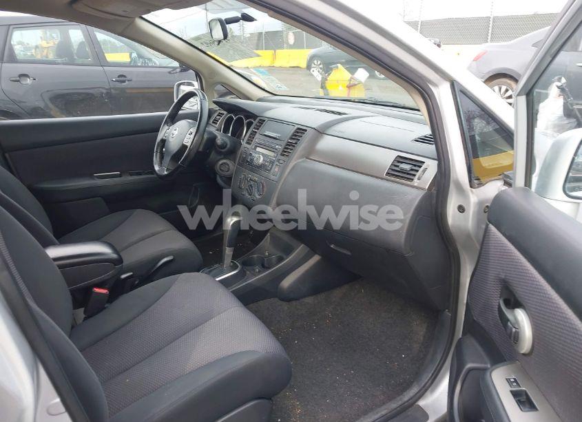 Photo 5 of 2007 Nissan Versa 1.8SL (VIN 3N1BC13E57L433908)