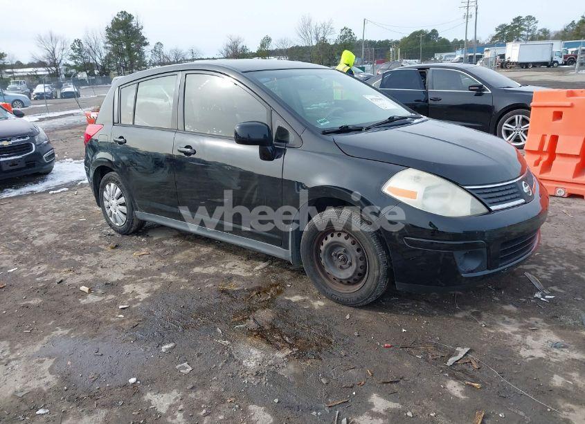 2008 Nissan Versa 1.8S (VIN 3N1BC13E58L375851) main photo
