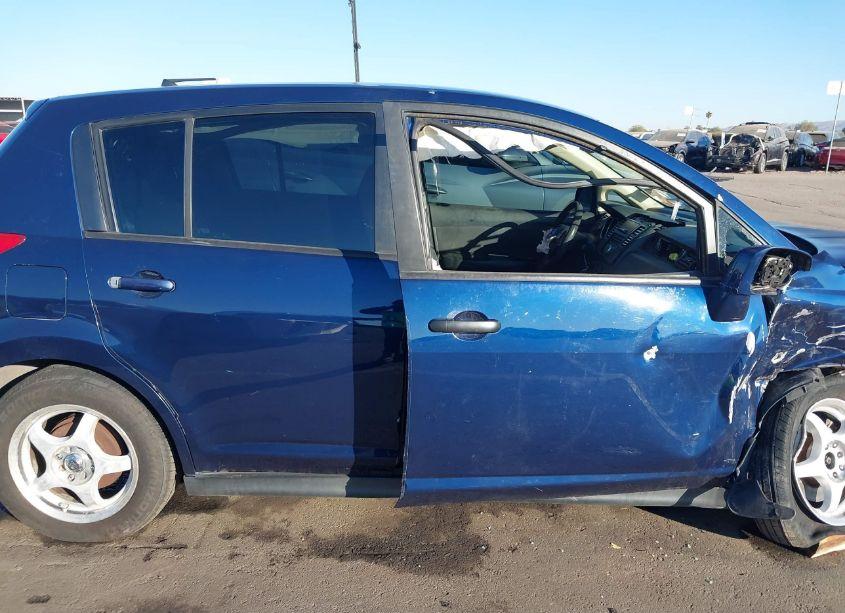 Photo 13 of 2009 Nissan Versa 1.8S (VIN 3N1BC13E59L357089)