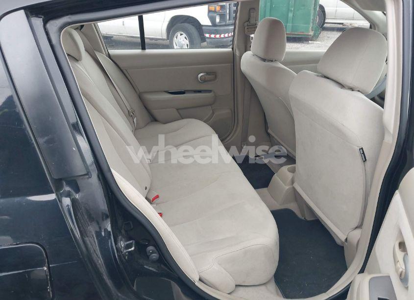 Photo 8 of 2009 Nissan Versa 1.8S (VIN 3N1BC13E59L374247)