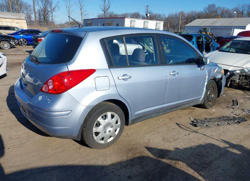 Photo 4 of 2009 Nissan Versa 1.8S (VIN 3N1BC13E59L471237)
