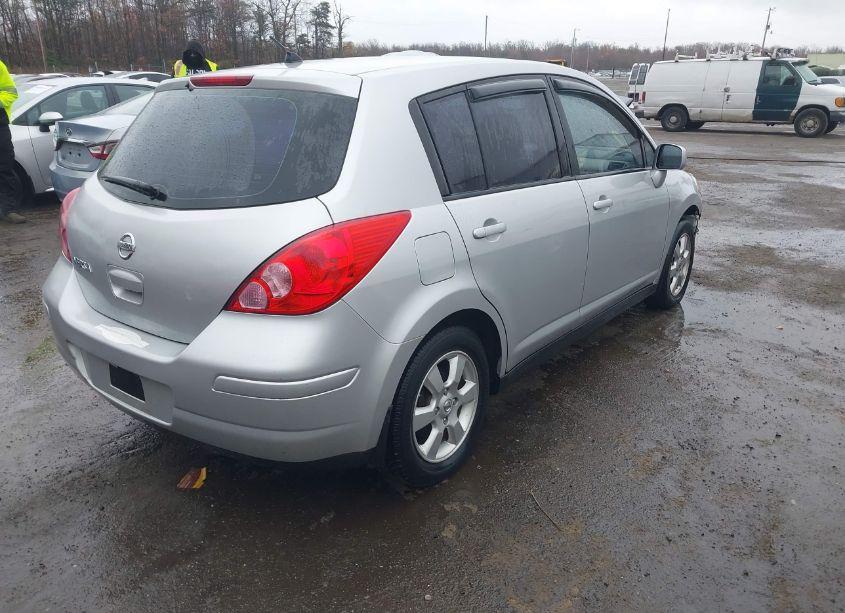 Photo 4 of 2009 Nissan Versa 1.8S (VIN 3N1BC13E59L476258)
