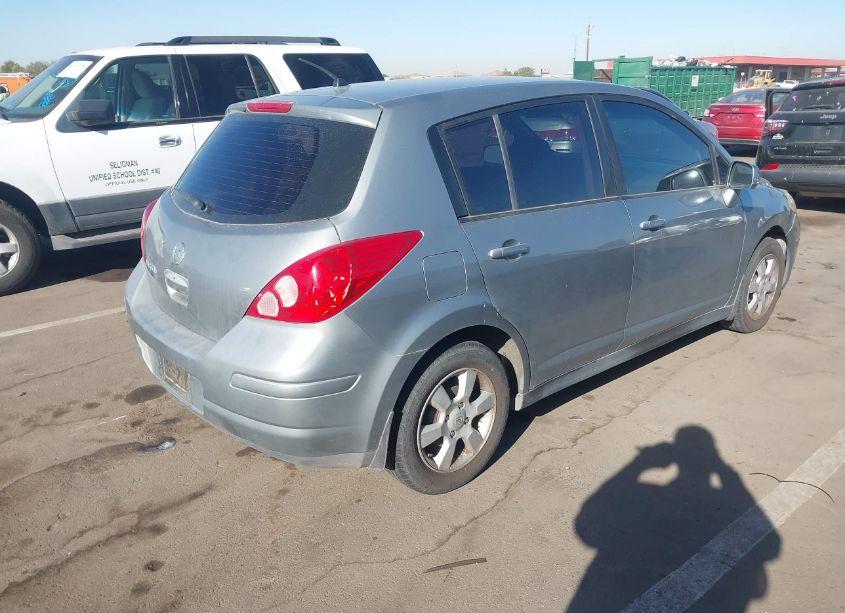 Photo 4 of 2007 Nissan Versa 1.8SL (VIN 3N1BC13E67L360399)