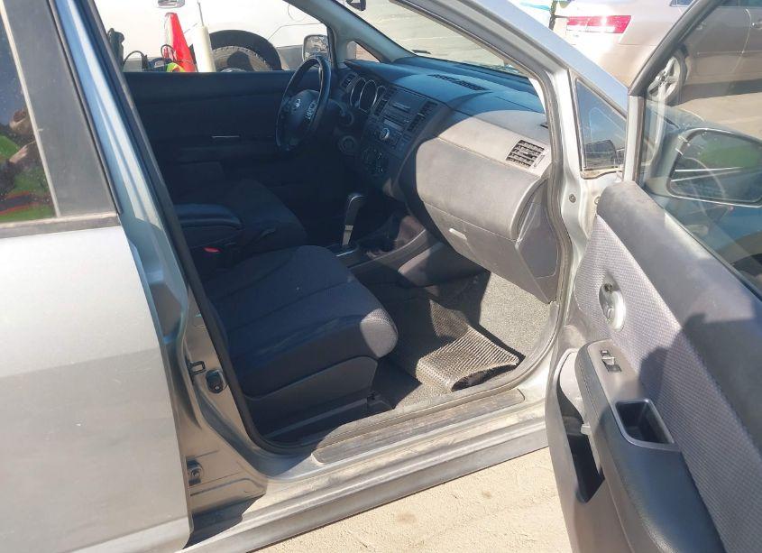 Photo 5 of 2007 Nissan Versa 1.8SL (VIN 3N1BC13E67L360399)