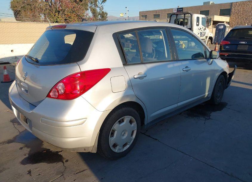 Photo 4 of 2007 Nissan Versa 1.8S (VIN 3N1BC13E67L384282)