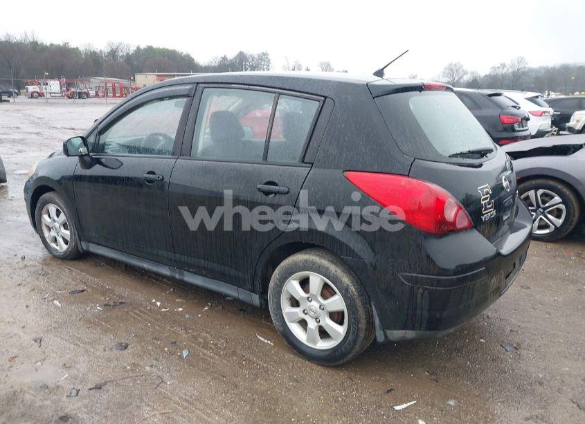 Photo 3 of 2007 Nissan Versa 1.8SL (VIN 3N1BC13E67L407351)