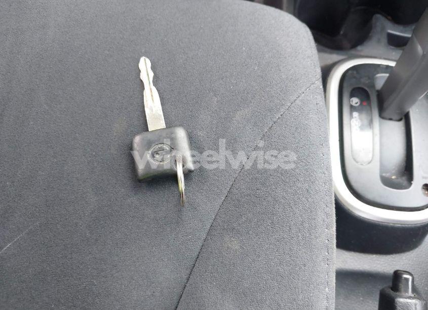 Photo 11 of 2008 Nissan Versa 1.8S (VIN 3N1BC13E68L375051)