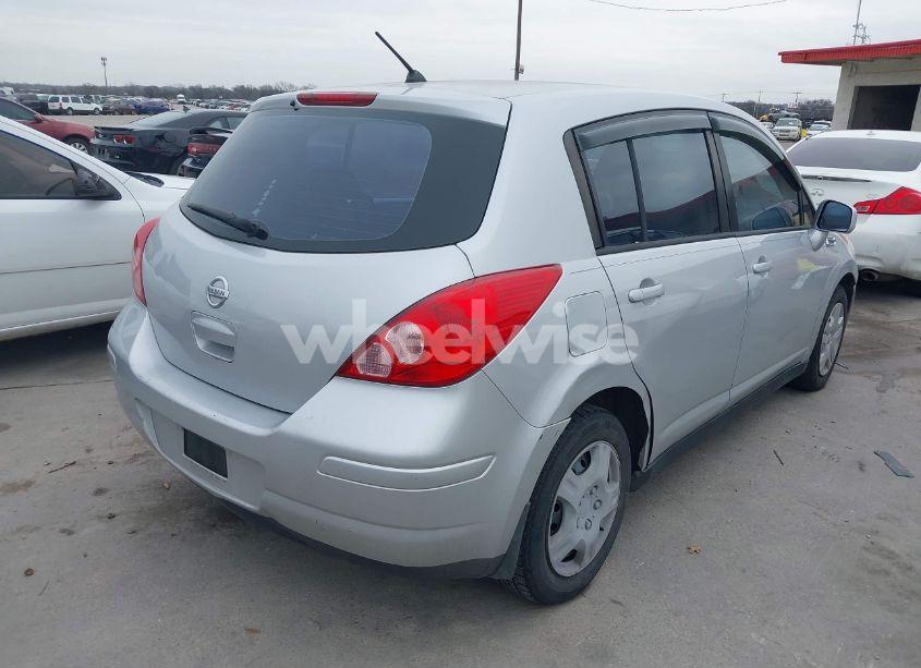 Photo 4 of 2008 Nissan Versa 1.8S (VIN 3N1BC13E68L375051)