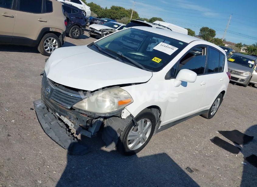 Photo 2 of 2008 Nissan Versa 1.8S (VIN 3N1BC13E68L379679)