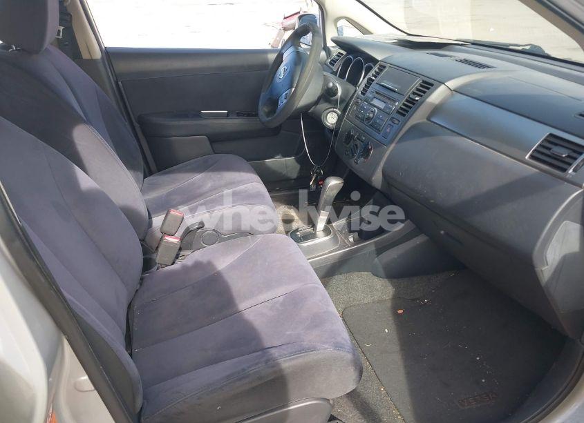 Photo 5 of 2008 Nissan Versa 1.8S (VIN 3N1BC13E68L401616)