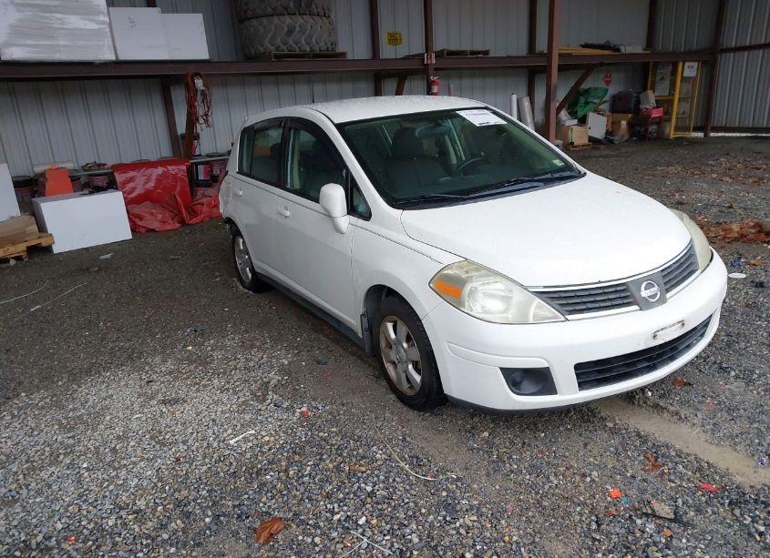 2009 Nissan Versa 1.8SL (VIN 3N1BC13E69L382664) main photo