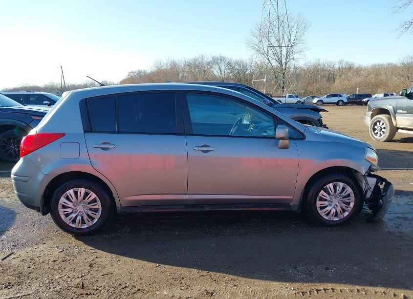 Photo 13 of 2009 Nissan Versa 1.8S (VIN 3N1BC13E69L382812)