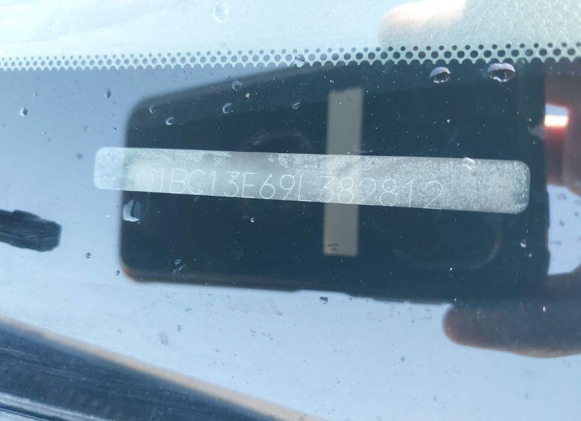 Photo 9 of 2009 Nissan Versa 1.8S (VIN 3N1BC13E69L382812)